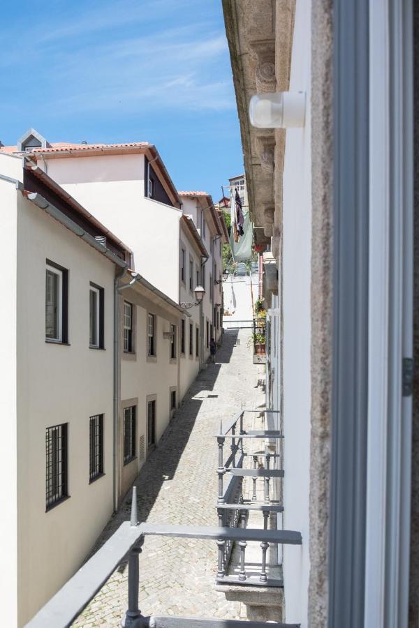 Boutique Rentals-Flores Chic In Historical Center 포르투 외부 사진