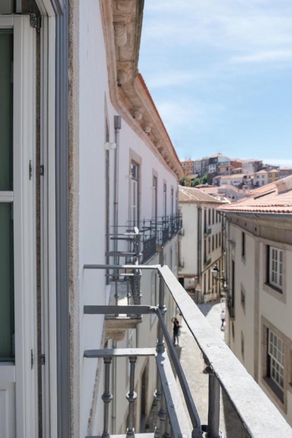 Boutique Rentals-Flores Chic In Historical Center 포르투 외부 사진