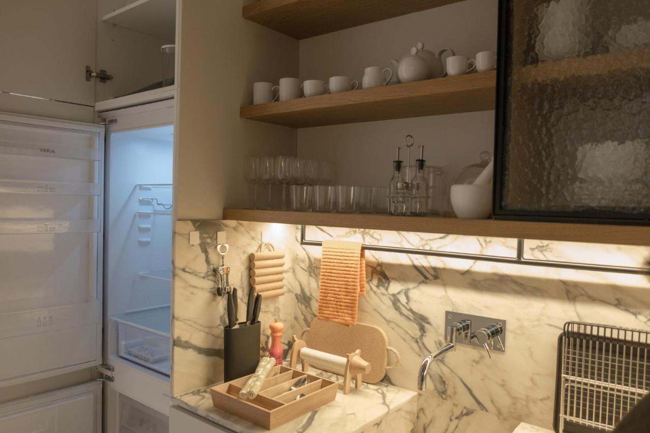 Boutique Rentals-Flores Chic In Historical Center 포르투 외부 사진