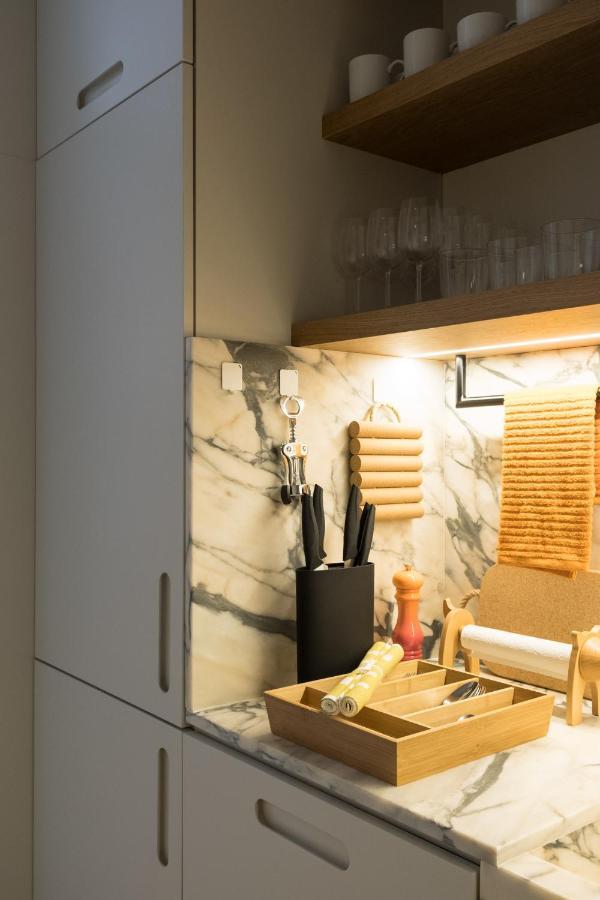 Boutique Rentals-Flores Chic In Historical Center 포르투 외부 사진